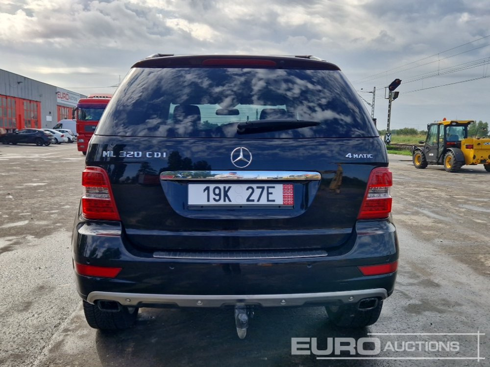 Mercedes ML320 CDI - SUV/ Todoterreno: foto 5 Mercedes ML320 CDI - SUV/ Todoterreno: foto 5