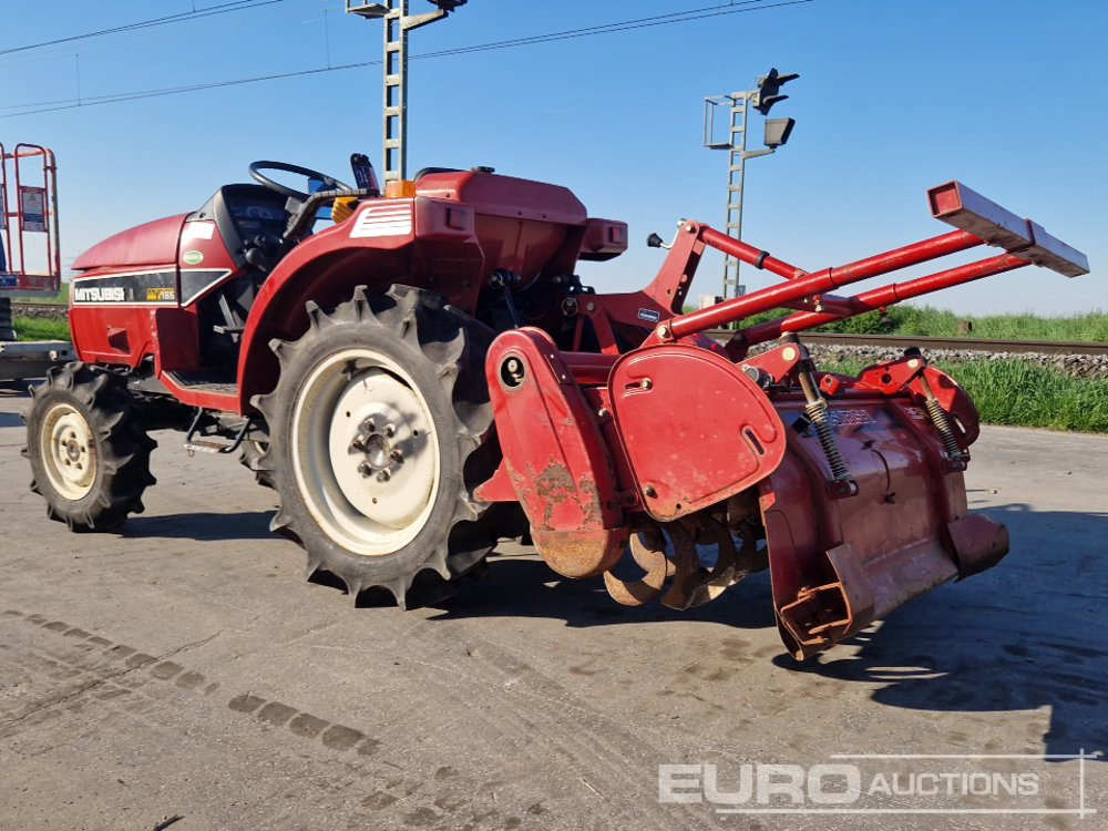 Mitsubishi MT165 - Mini tractor: foto 3 Mitsubishi MT165 - Mini tractor: foto 3
