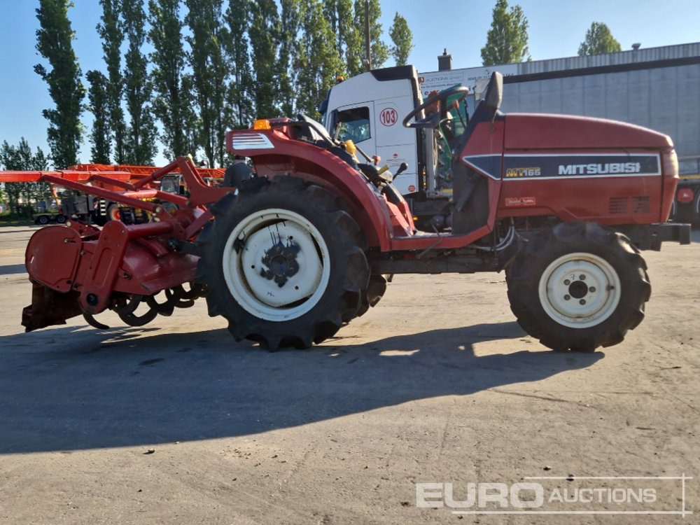 Mitsubishi MT165 - Mini tractor: foto 5 Mitsubishi MT165 - Mini tractor: foto 5