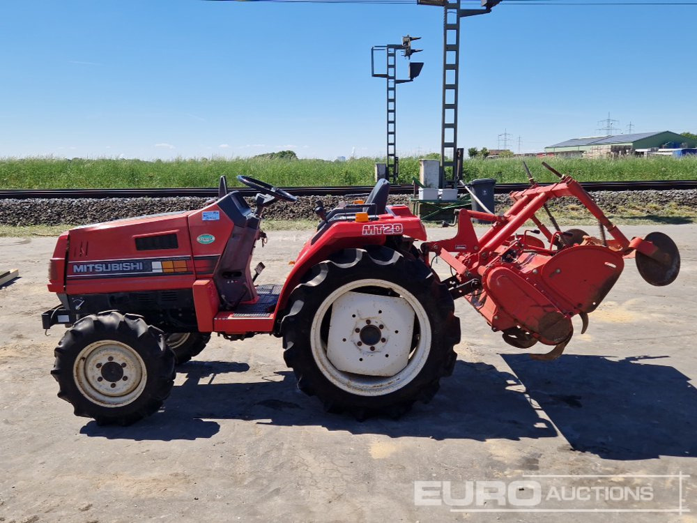 Mitsubishi MT20 - Mini tractor: foto 2 Mitsubishi MT20 - Mini tractor: foto 2