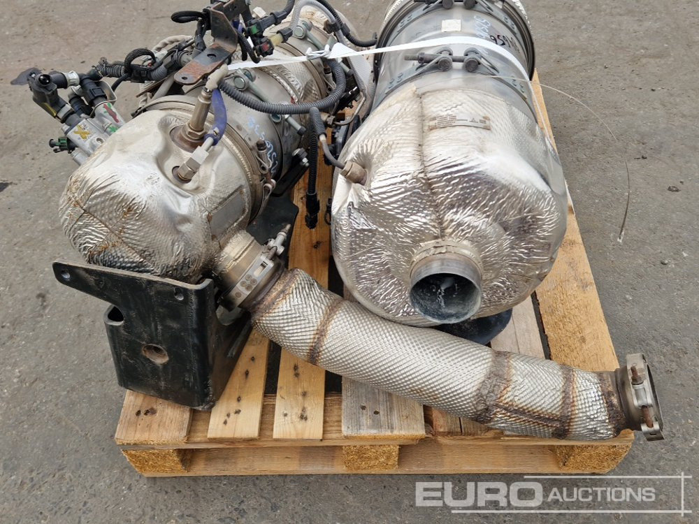 Exhaust + Silencer to suit Manitou MLT - Recambio: foto 4 Exhaust + Silencer to suit Manitou MLT - Recambio: foto 4