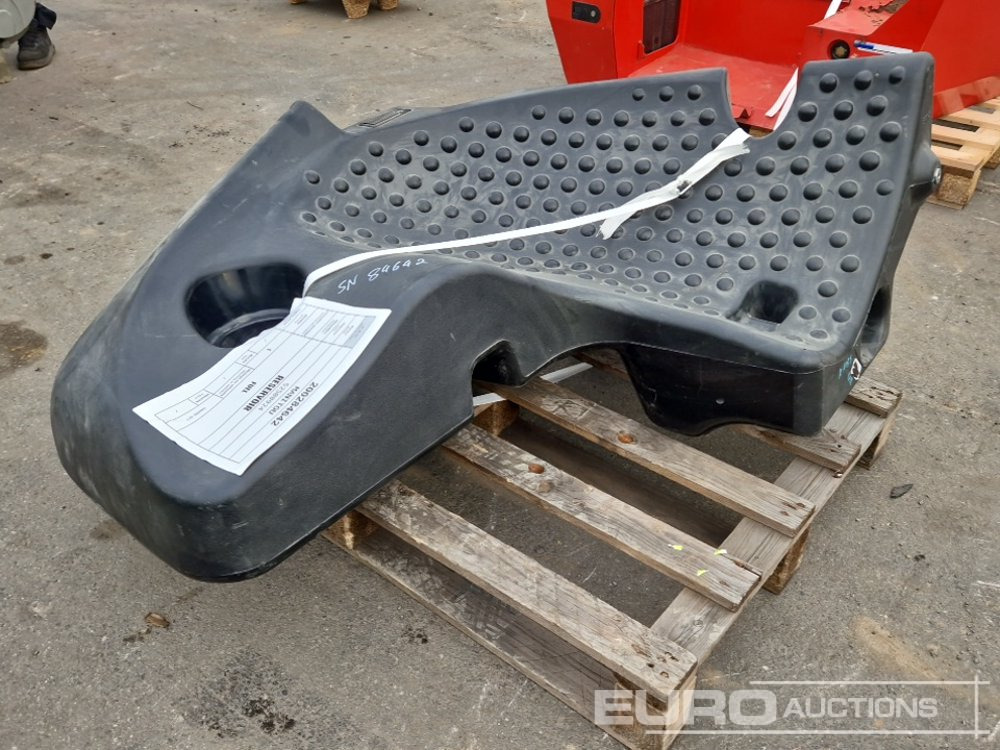 Fuel Tank to suit Manitou MLT - Recambio: foto 1 Fuel Tank to suit Manitou MLT - Recambio: foto 1
