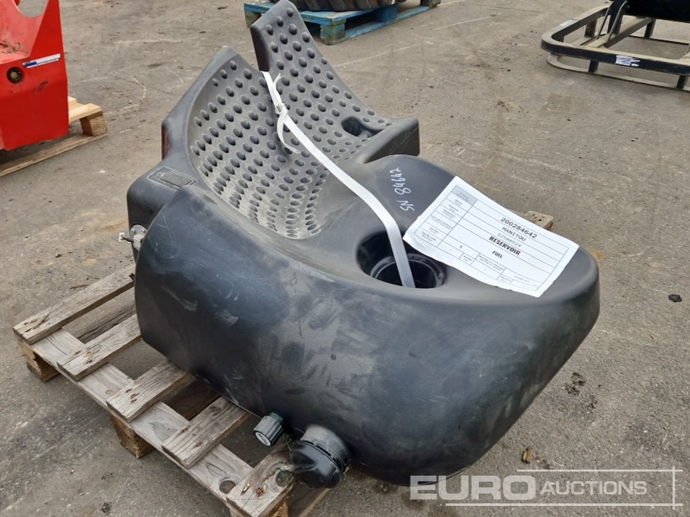 Fuel Tank to suit Manitou MLT - Recambio: foto 4 Fuel Tank to suit Manitou MLT - Recambio: foto 4
