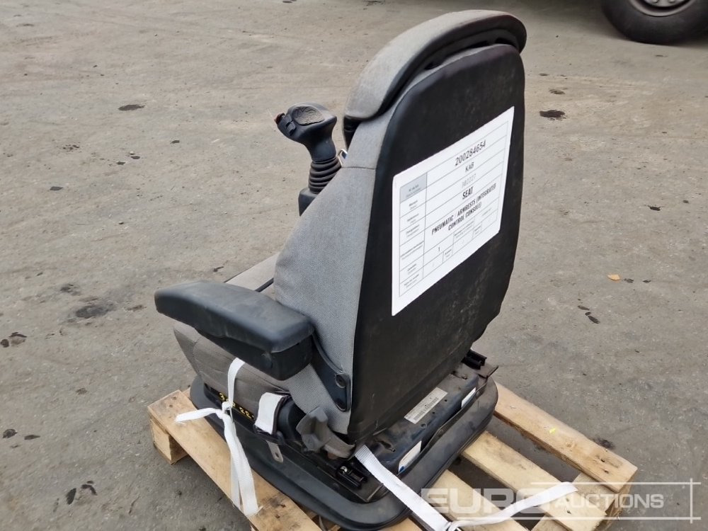 KAB Comfort Seat to suit Manitou MLT - Recambio: foto 2 KAB Comfort Seat to suit Manitou MLT - Recambio: foto 2