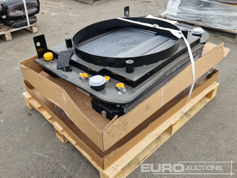 Radiator to suit Manitou MT (2 of) - Recambio: foto 3 Radiator to suit Manitou MT (2 of) - Recambio: foto 3