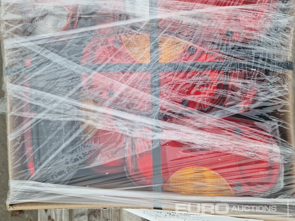 Right + Left Rear Lights to suit Manitou MLT (20 of) - Recambio: foto 4 Right + Left Rear Lights to suit Manitou MLT (20 of) - Recambio: foto 4