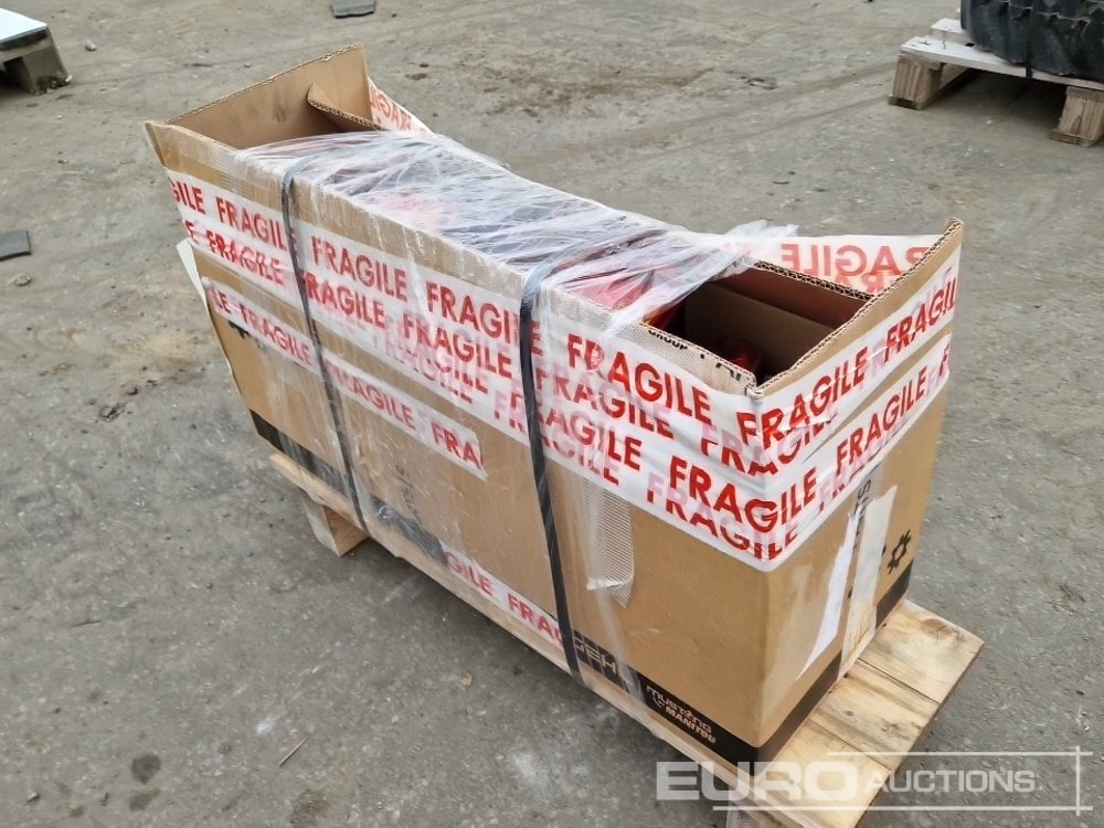 Right + Left Rear Lights to suit Manitou MLT (20 of) - Recambio: foto 2 Right + Left Rear Lights to suit Manitou MLT (20 of) - Recambio: foto 2