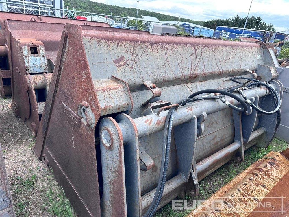 Unused Volvo Loader Bucket - Cazo: foto 1 Unused Volvo Loader Bucket - Cazo: foto 1