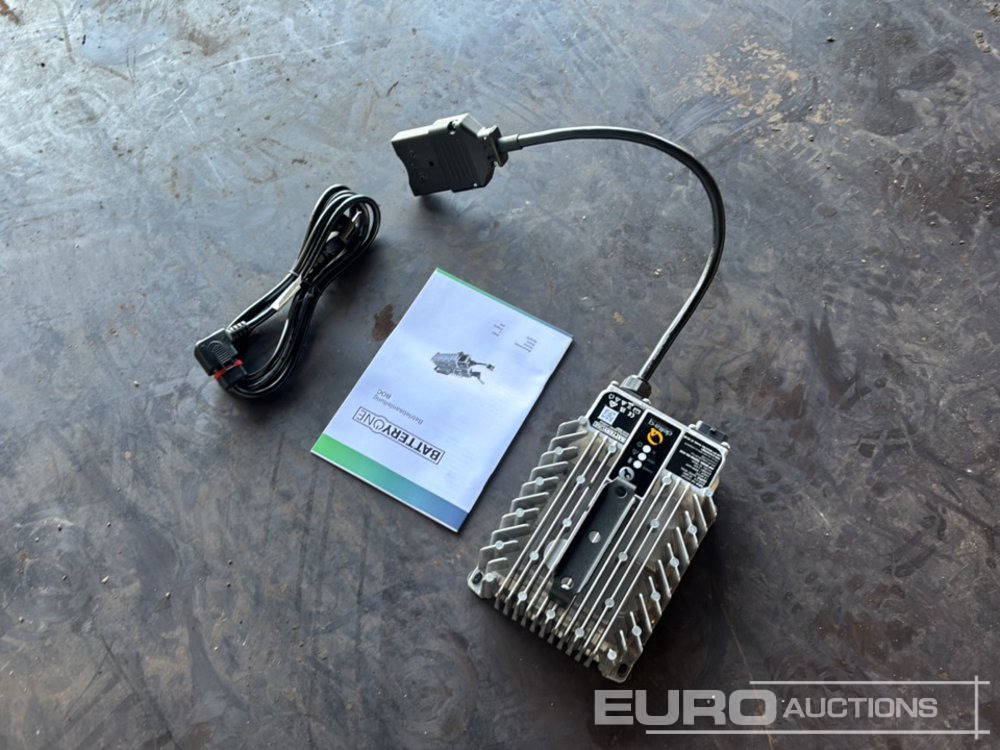 Unused Wacker Neuson Charger - Equipo de construcción: foto 3 Unused Wacker Neuson Charger - Equipo de construcción: foto 3