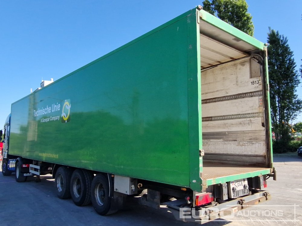 Van ECK PLY 3 Axle Trailer, Tail Lift, Electric Roll Door - Remolque caja cerrada: foto 3 Van ECK PLY 3 Axle Trailer, Tail Lift, Electric Roll Door - Remolque caja cerrada: foto 3