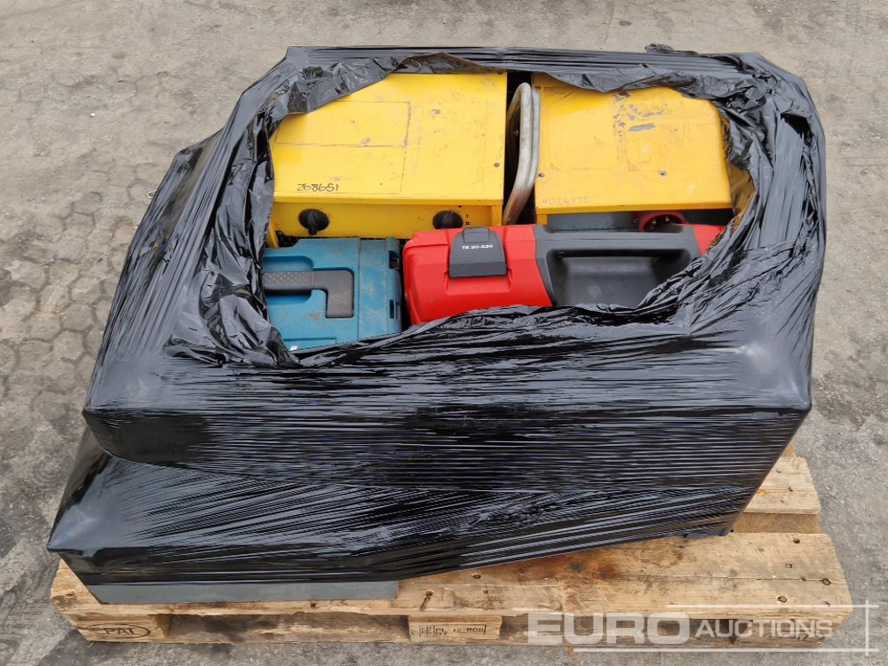 Various Powertools, Space Heaters, Water Pumps - Equipo de construcción: foto 1 Various Powertools, Space Heaters, Water Pumps - Equipo de construcción: foto 1