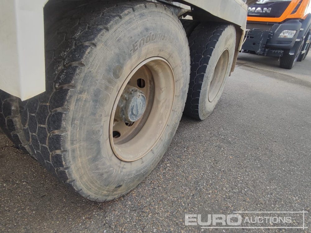 2004 Renault 370 DCI - Camión hormigonera: foto 5 2004 Renault 370 DCI - Camión hormigonera: foto 5