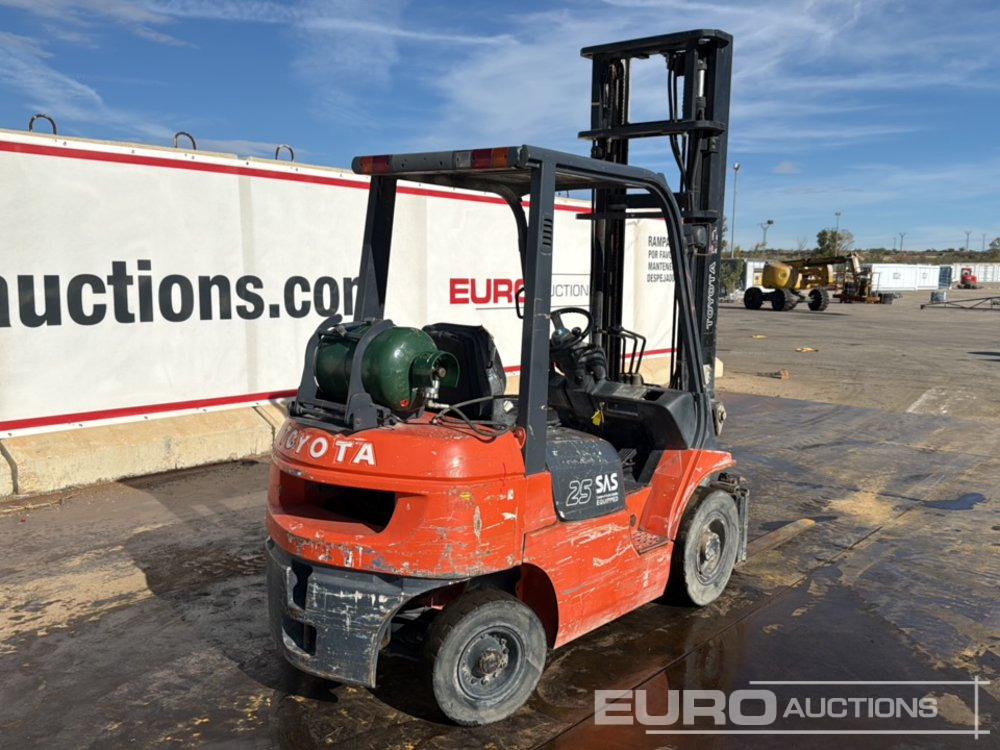 2006 Toyota 427FGF25 - Carretilla elevadora: foto 5 2006 Toyota 427FGF25 - Carretilla elevadora: foto 5