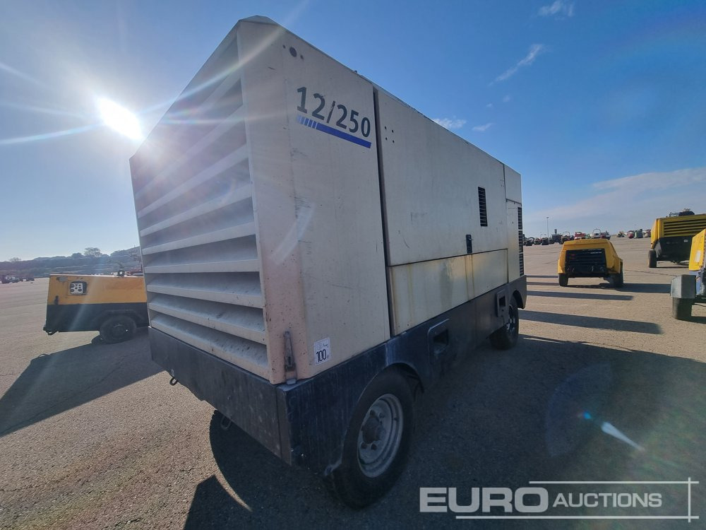 2012 Doosan Twin Axle Compressor (Copy of Declaration of Conformity Available / Copia de CE Disponible) / Compresor - Compresor de aire: foto 3 2012 Doosan Twin Axle Compressor (Copy of Declaration of Conformity Available / Copia de CE Disponible) / Compresor - Compresor de aire: foto 3