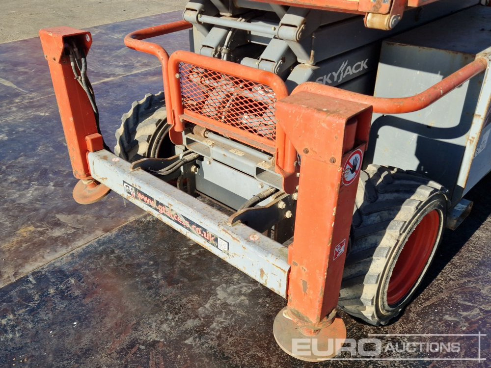 Plataforma elevadora 2015 SkyJack SJ6832RT: foto 22