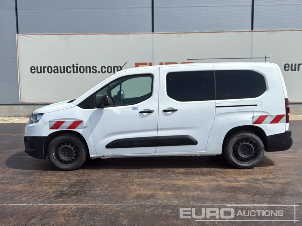 2020 Toyota Proace City - Furgoneta: foto 2 2020 Toyota Proace City - Furgoneta: foto 2