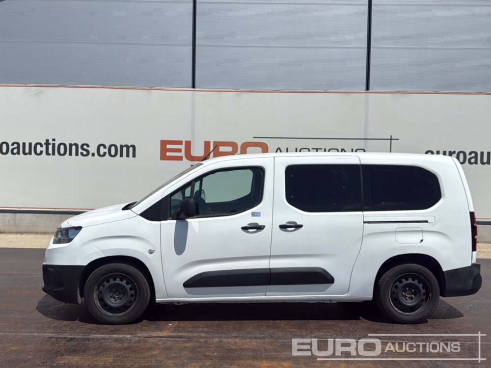 2020 Toyota Proace City - Furgoneta: foto 2 2020 Toyota Proace City - Furgoneta: foto 2