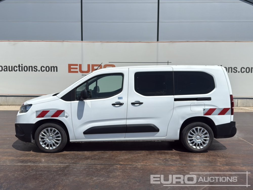 2022 Toyota Proace City - Furgoneta: foto 2 2022 Toyota Proace City - Furgoneta: foto 2