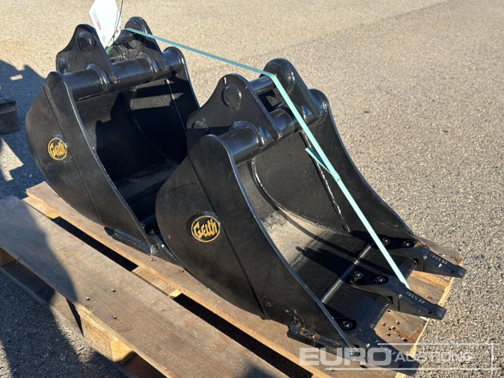 Geith Digging Bucket H03-0450-11404 to suit MCR1009 (S/Ns 1175044, 1175046) (2 of) - Cazo: foto 1 Geith Digging Bucket H03-0450-11404 to suit MCR1009 (S/Ns 1175044, 1175046) (2 of) - Cazo: foto 1