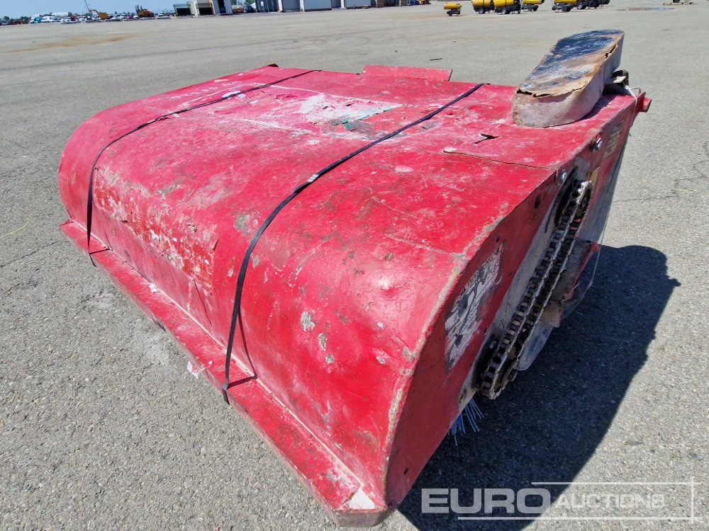 Bobcat 60 SWEEPER - Implemento para Minicargadora: foto 1 Bobcat 60 SWEEPER - Implemento para Minicargadora: foto 1