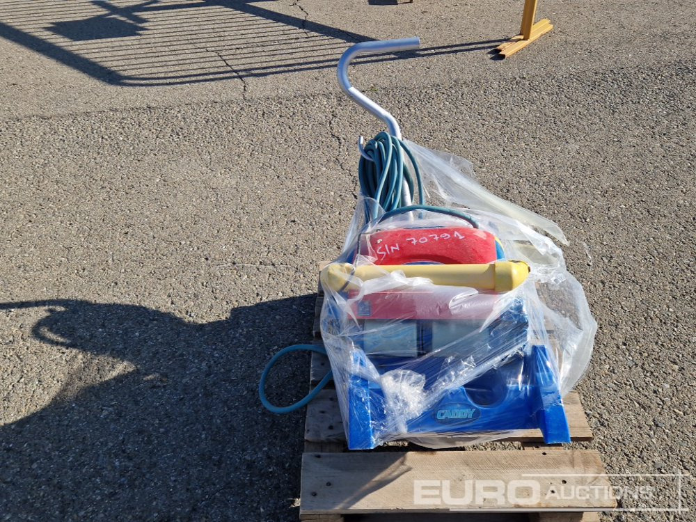 Pool Cleaning Robot - Equipo de construcción: foto 4 Pool Cleaning Robot - Equipo de construcción: foto 4