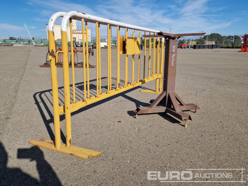 Rotating Table Stand, Fence Panel (2 of) - Equipo de construcción: foto 1 Rotating Table Stand, Fence Panel (2 of) - Equipo de construcción: foto 1