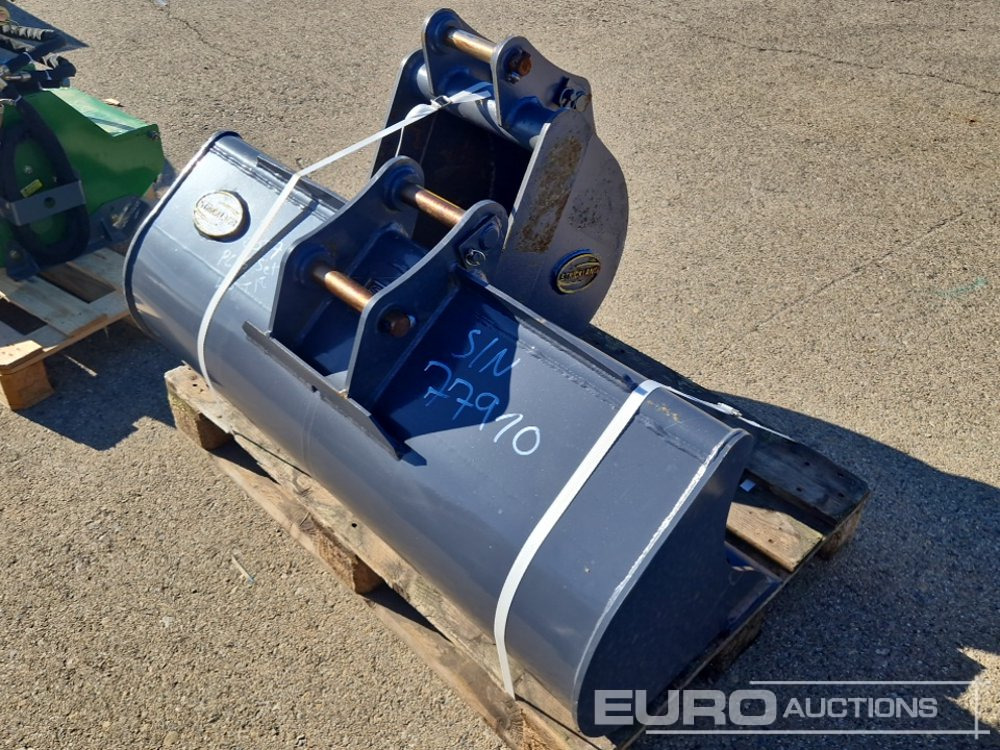 Set of PMC35 18' Digging Bucket (S/N 5017871008BD), PMC35 48' Cleaning Bucket (S/N 5033630023) - Cazo: foto 4 Set of PMC35 18' Digging Bucket (S/N 5017871008BD), PMC35 48' Cleaning Bucket (S/N 5033630023) - Cazo: foto 4