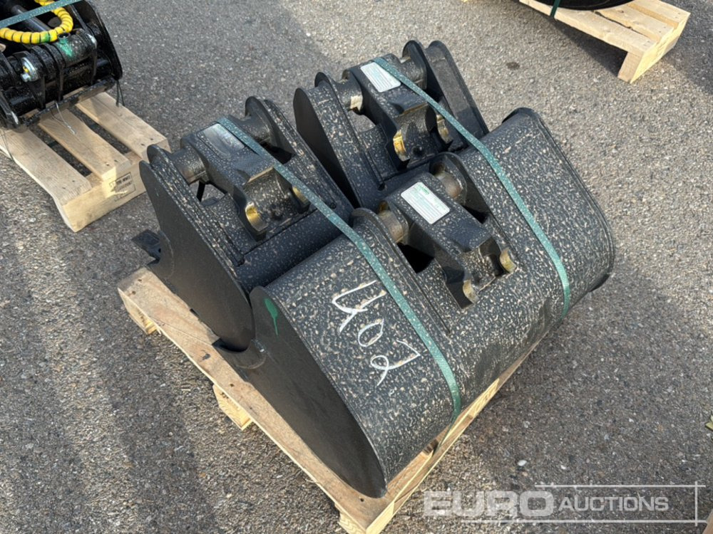 Unused Häner Bucket Package HTL125-Morin-M0 12" (250mm) Tilt Ditch Bucket, S/N 20250202, Digging Buckets HTL130-Morin-M0 12" (300mm) S/N 20250242, HTL160-Morin-M0 24" (600mm) S/N 20250208 to suit 1-2, - Cazo: foto 3 Unused Häner Bucket Package HTL125-Morin-M0 12" (250mm) Tilt Ditch Bucket, S/N 20250202, Digging Buckets HTL130-Morin-M0 12" (300mm) S/N 20250242, HTL160-Morin-M0 24" (600mm) S/N 20250208 to suit 1-2, - Cazo: foto 3