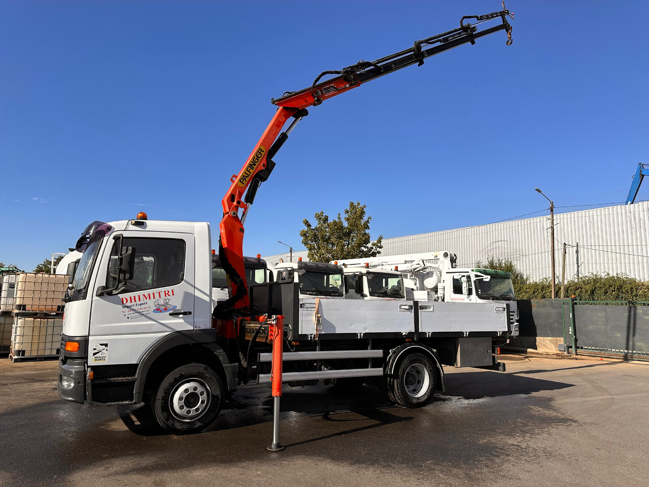 Camion bénne Mercedes Benz MP1 CR-092-BP - Camión volquete, Camión grúa: foto 2 Camion bénne Mercedes Benz MP1 CR-092-BP - Camión volquete, Camión grúa: foto 2