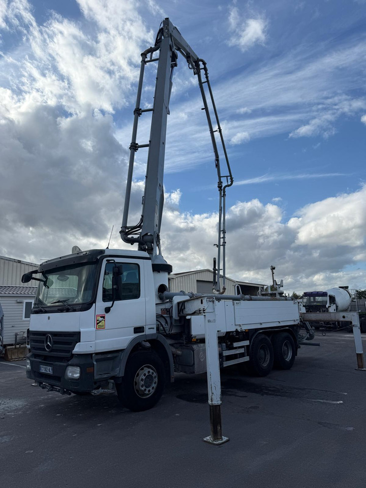 Pompe à béton Schwing 34m avec cabine Mercedes Benz Actros CT-062-WL Année 2008 - Camión bomba de hormigón: foto 2 Pompe à béton Schwing 34m avec cabine Mercedes Benz Actros CT-062-WL Année 2008 - Camión bomba de hormigón: foto 2