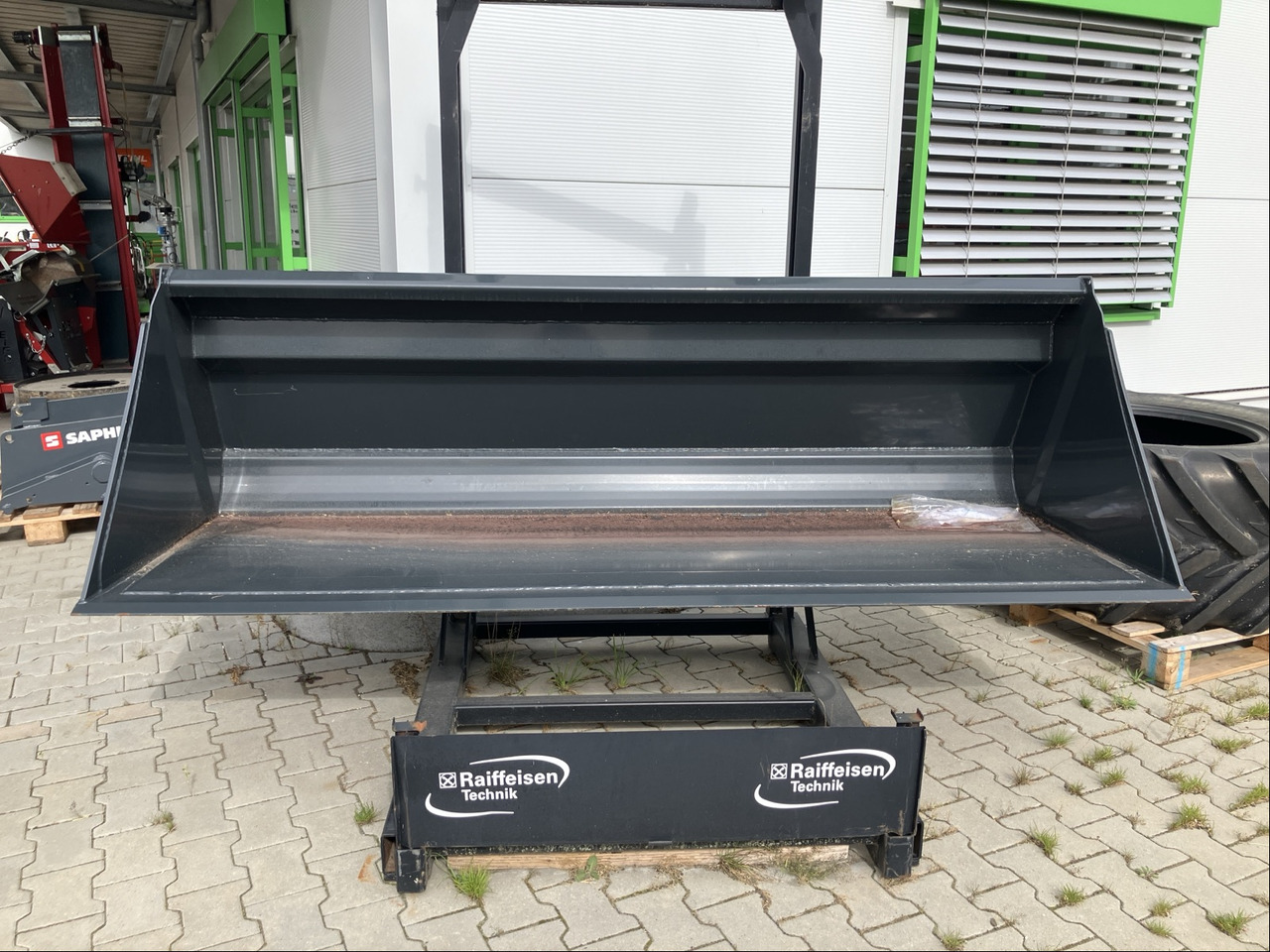 Alö Stoll Schaufel 2,60m - Cargador frontal para tractor: foto 3 Alö Stoll Schaufel 2,60m - Cargador frontal para tractor: foto 3