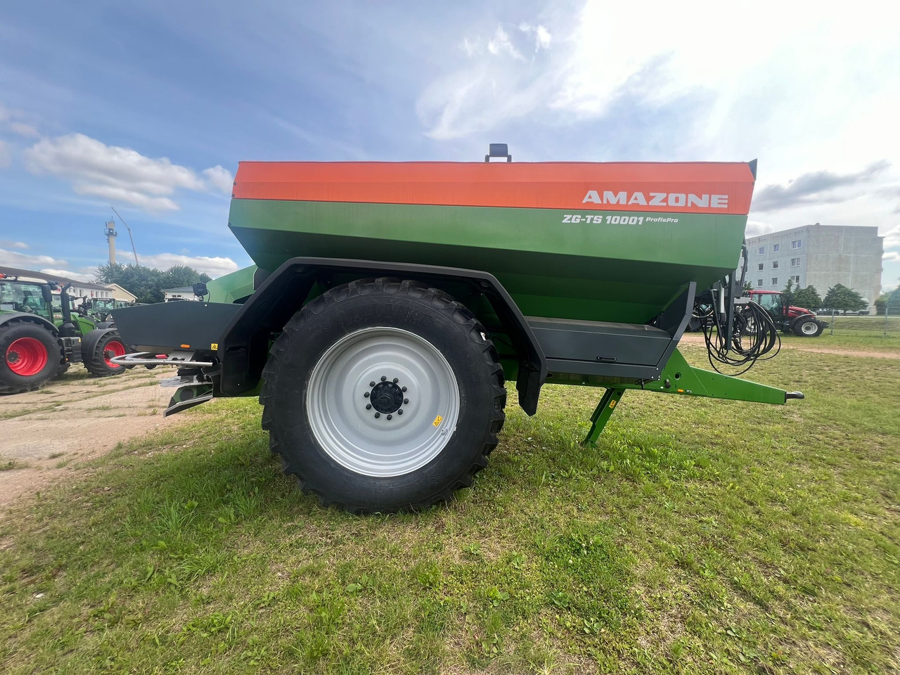 Pulverizador nuevo Amazone Anhängestreuer ZG-TS 10001: foto 10