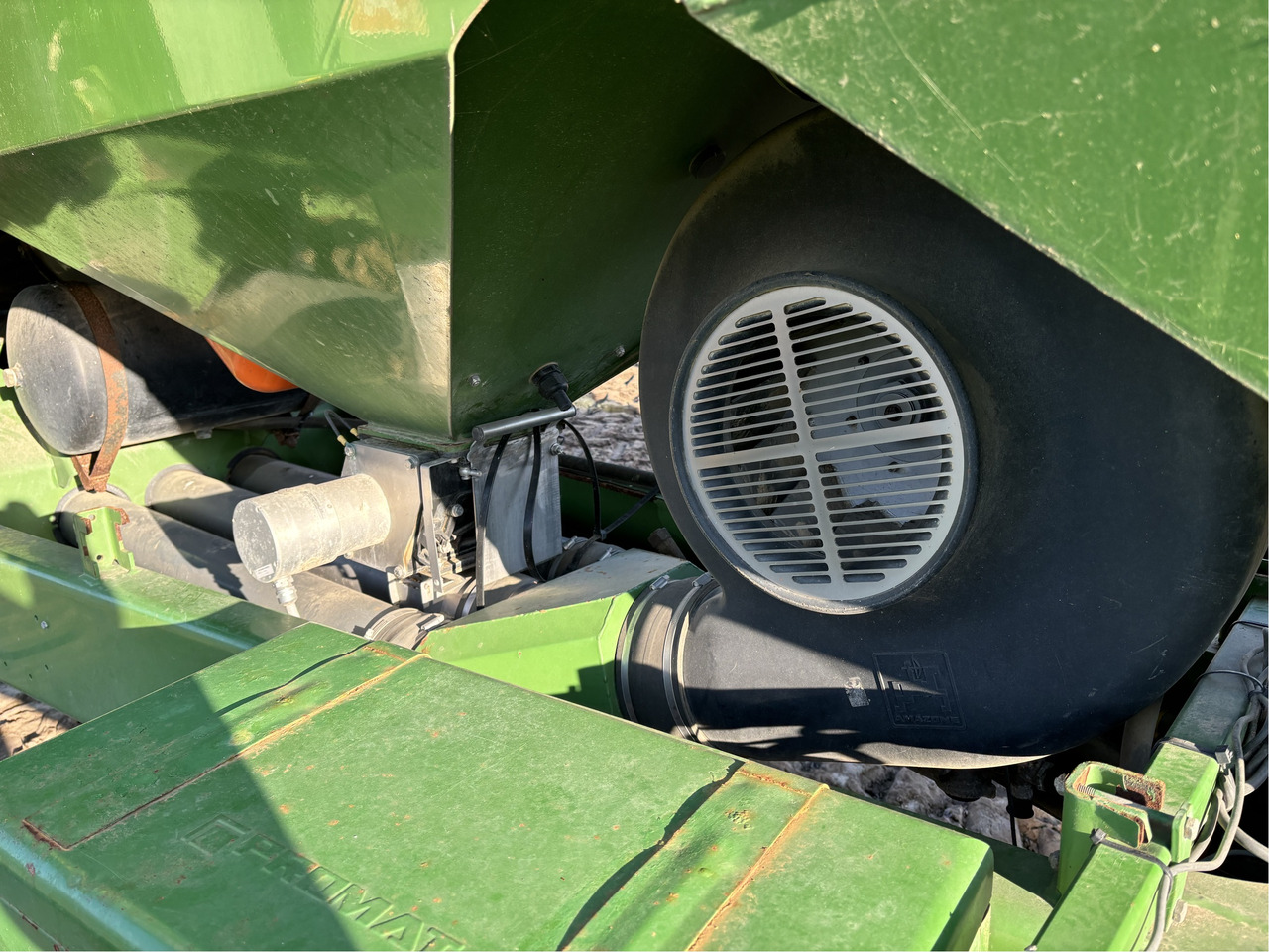 Amazone EDX 6000-T - Sembradora: foto 3 Amazone EDX 6000-T - Sembradora: foto 3