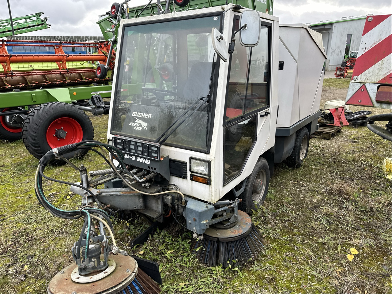 Bucher CityCat K1700 Kehrmaschine - Segadora: foto 3 Bucher CityCat K1700 Kehrmaschine - Segadora: foto 3