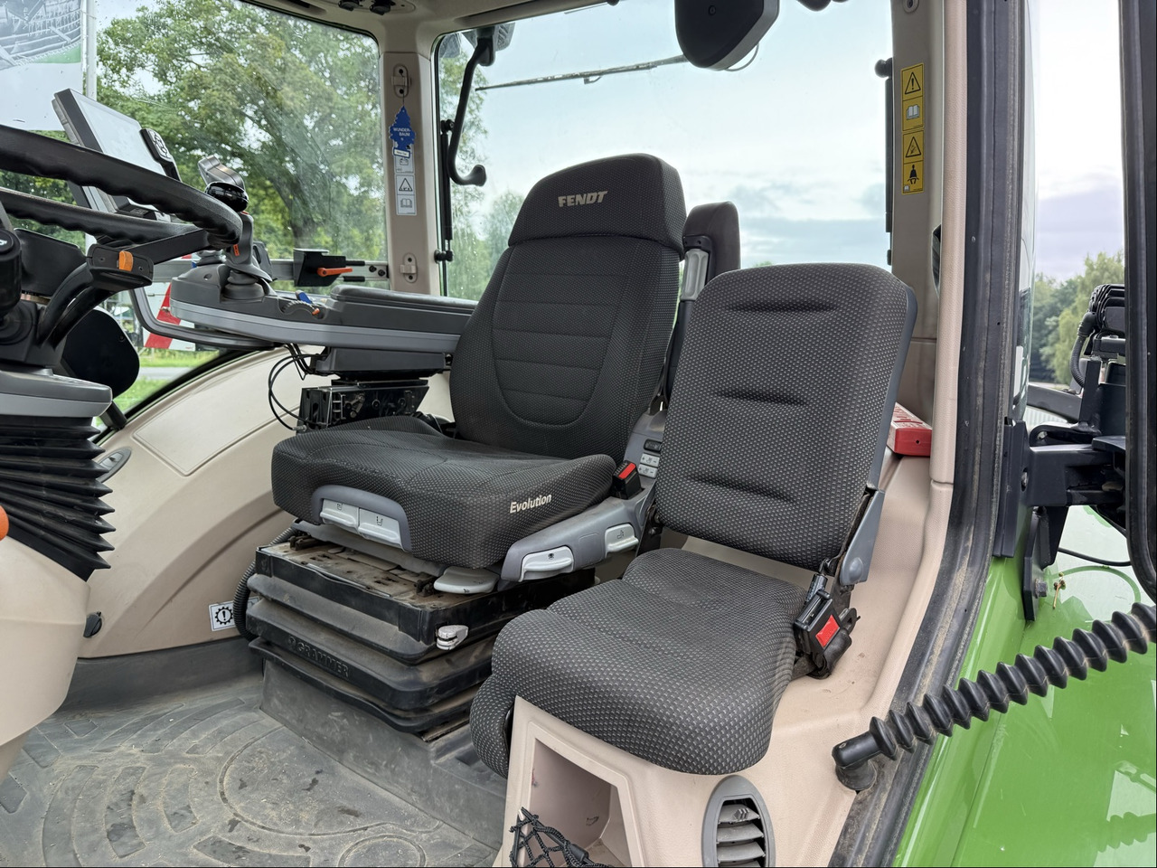 Fendt 1042 Vario Gen2 ProfiPlus - Tractor: foto 3 Fendt 1042 Vario Gen2 ProfiPlus - Tractor: foto 3