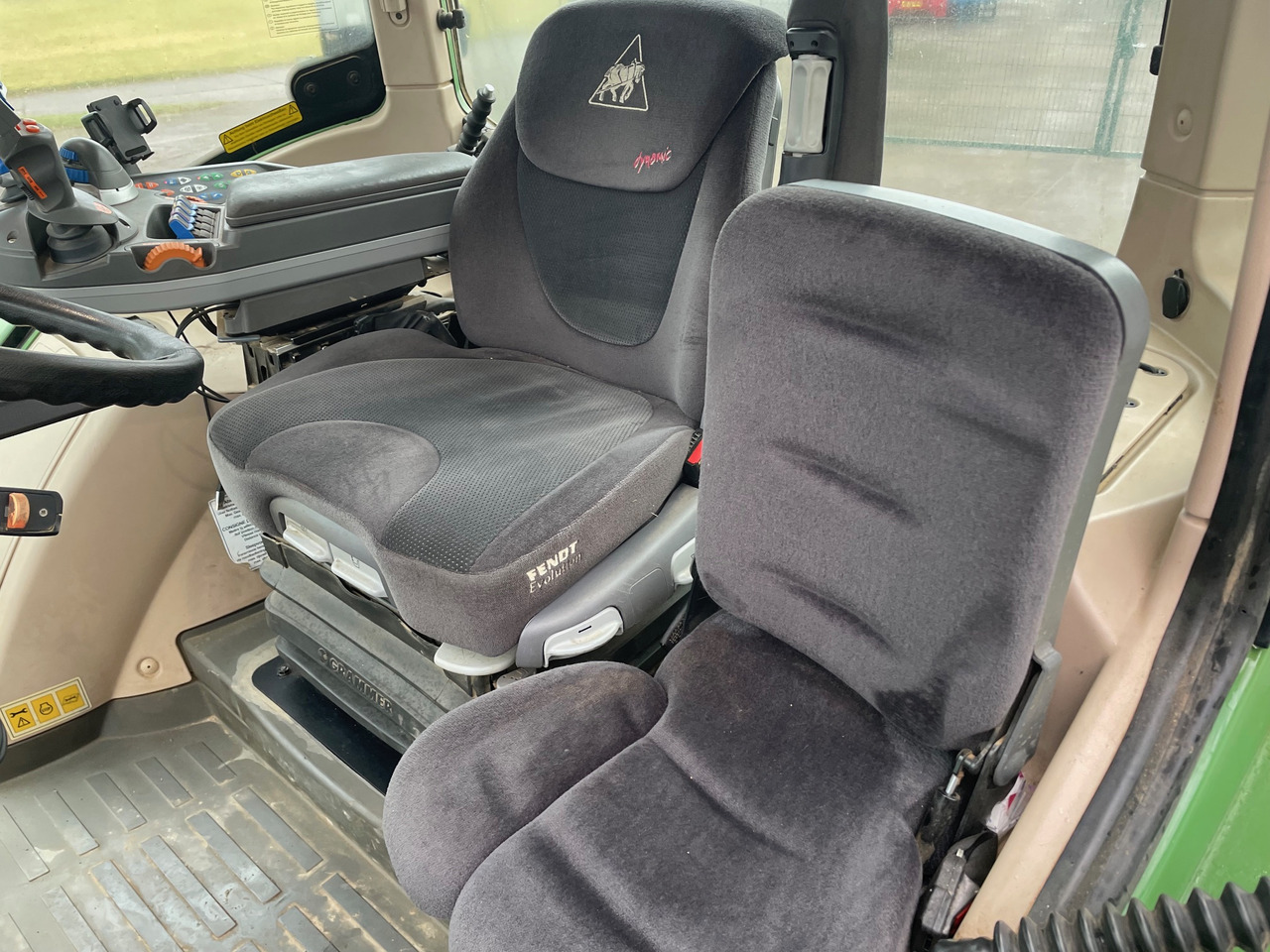 Fendt 718 Vario S4 ProfiPlus - Tractor: foto 4 Fendt 718 Vario S4 ProfiPlus - Tractor: foto 4