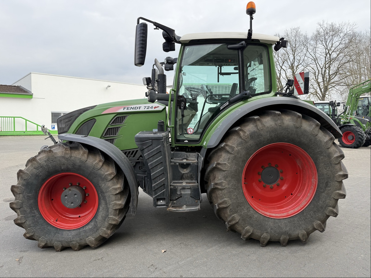 Fendt 724 Vario S4 - Tractor: foto 2 Fendt 724 Vario S4 - Tractor: foto 2