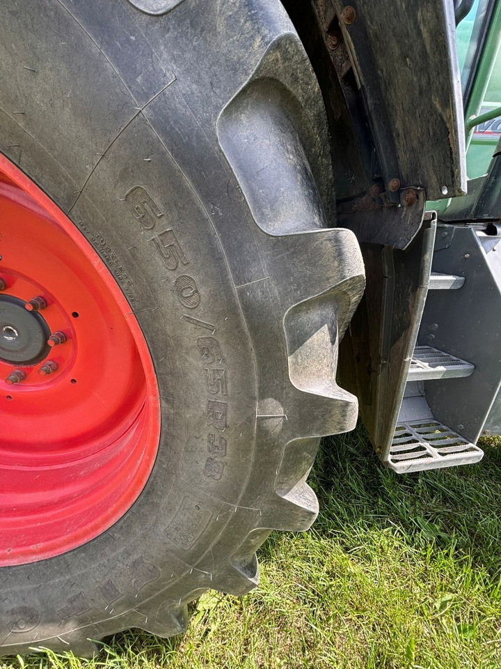 Fendt Favorit 712 Vario - Tractor: foto 4 Fendt Favorit 712 Vario - Tractor: foto 4
