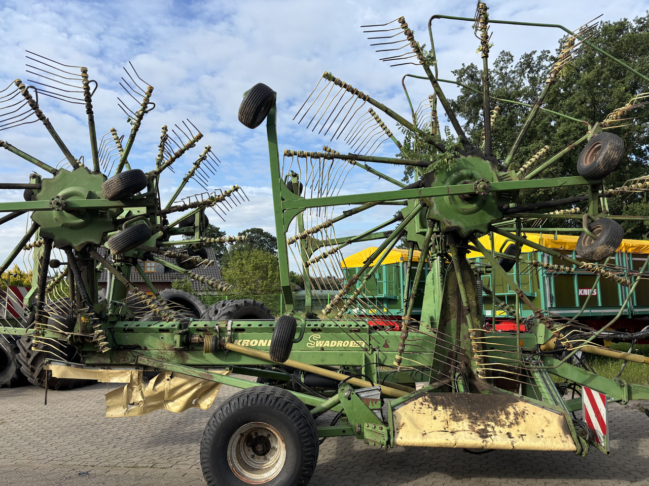 Krone Swadro Serie - Henificadora: foto 1 Krone Swadro Serie - Henificadora: foto 1