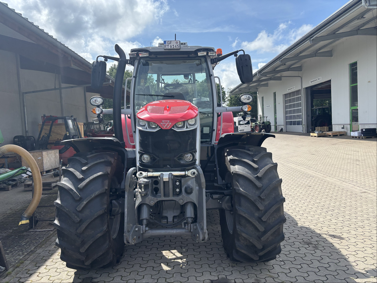 Massey Ferguson 6S.145 Dyna-VT EXCLUSIVE - Tractor: foto 2 Massey Ferguson 6S.145 Dyna-VT EXCLUSIVE - Tractor: foto 2