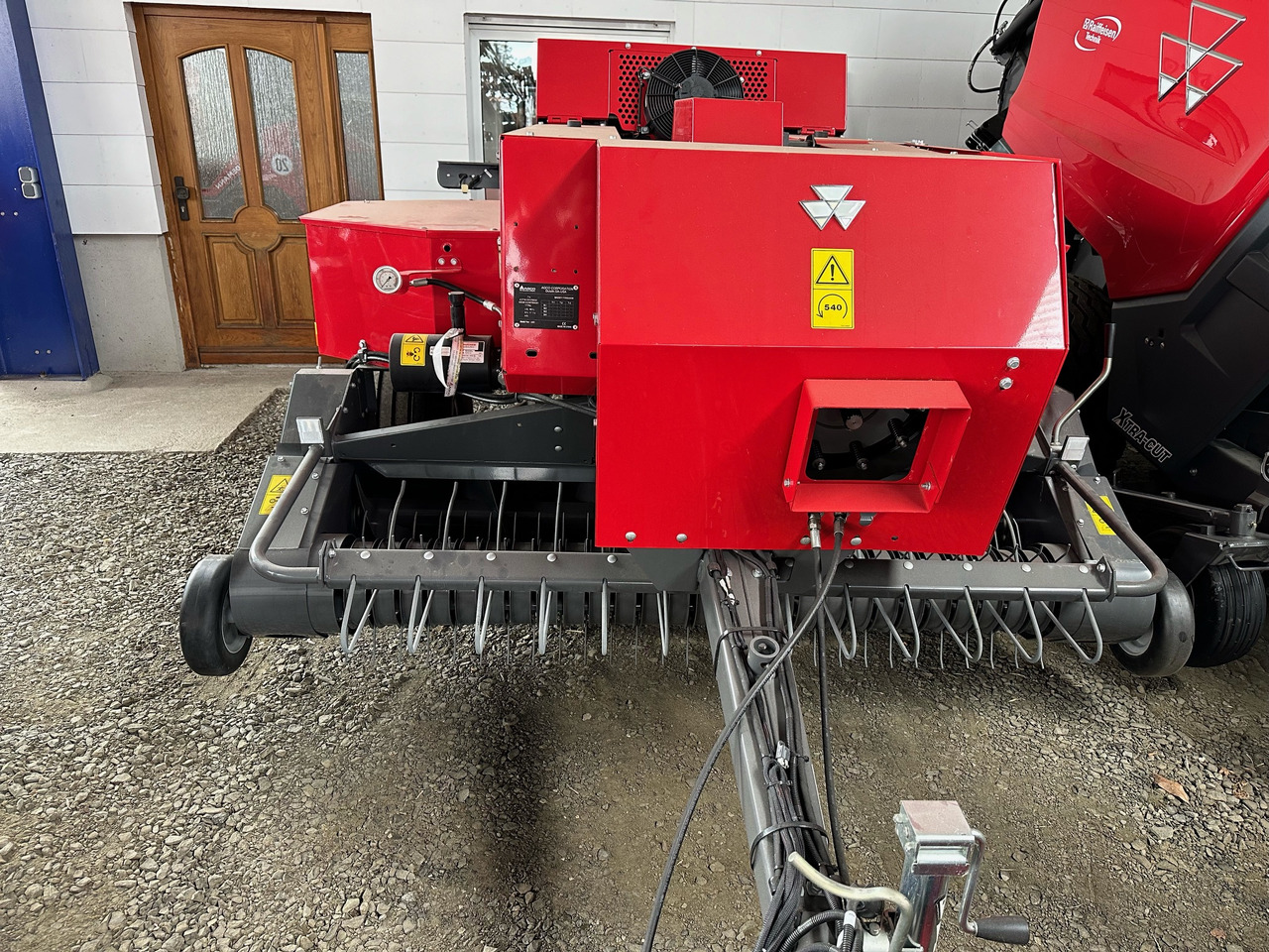 Massey Ferguson Hochdruckpresse 1840 - Encintadora de pacas: foto 4 Massey Ferguson Hochdruckpresse 1840 - Encintadora de pacas: foto 4