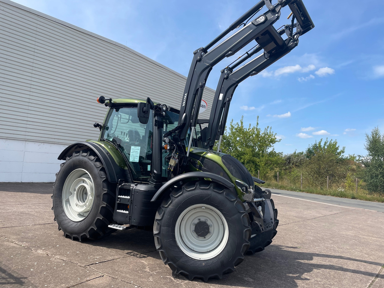 Valtra N155 EA 2B1 - Tractor: foto 5 Valtra N155 EA 2B1 - Tractor: foto 5