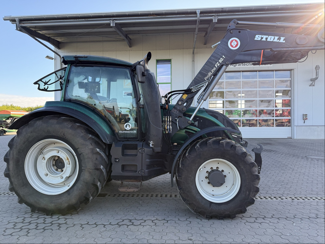 Valtra T194 Versu - Tractor: foto 5 Valtra T194 Versu - Tractor: foto 5
