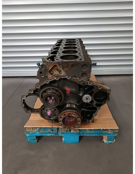 DAF 106 ENGINE BLOCK EURO 6 MX13 - Cárter para Camión: foto 1 DAF 106 ENGINE BLOCK EURO 6 MX13 - Cárter para Camión: foto 1
