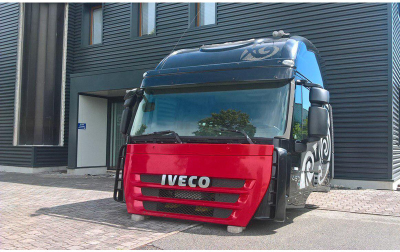 Iveco STRALIS AS Euro 5 - Cabina e interior para Camión: foto 1 Iveco STRALIS AS Euro 5 - Cabina e interior para Camión: foto 1