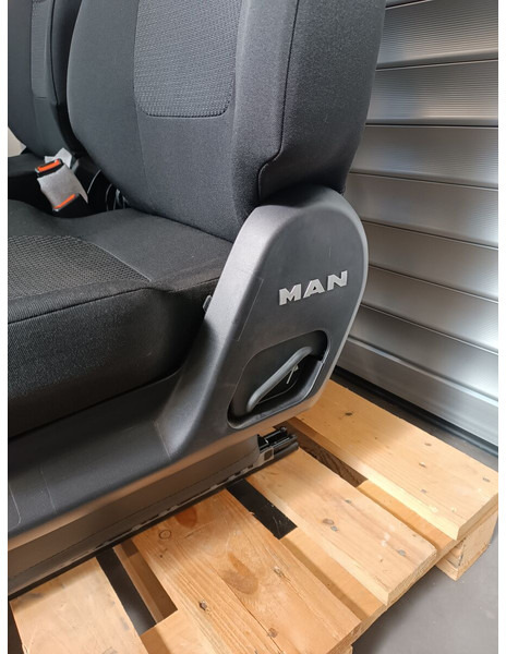 MAN Set RH + LH - Asiento para Camión: foto 4 MAN Set RH + LH - Asiento para Camión: foto 4