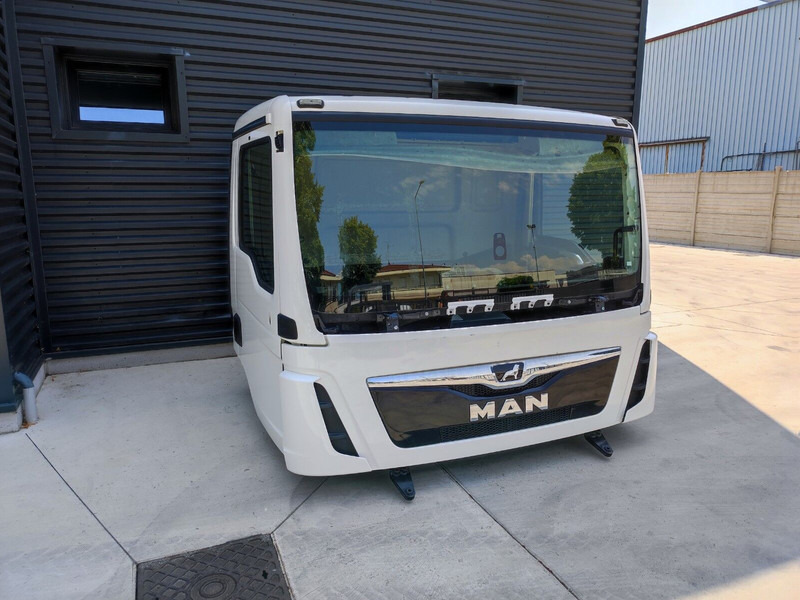 MAN TGL TGM - Cabina e interior para Camión: foto 1 MAN TGL TGM - Cabina e interior para Camión: foto 1