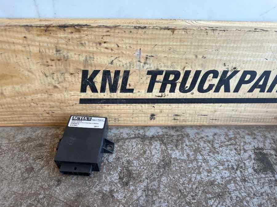 IVECO ECU BUS 5006143976 - Unidad de control para Autobús: foto 1 IVECO ECU BUS 5006143976 - Unidad de control para Autobús: foto 1