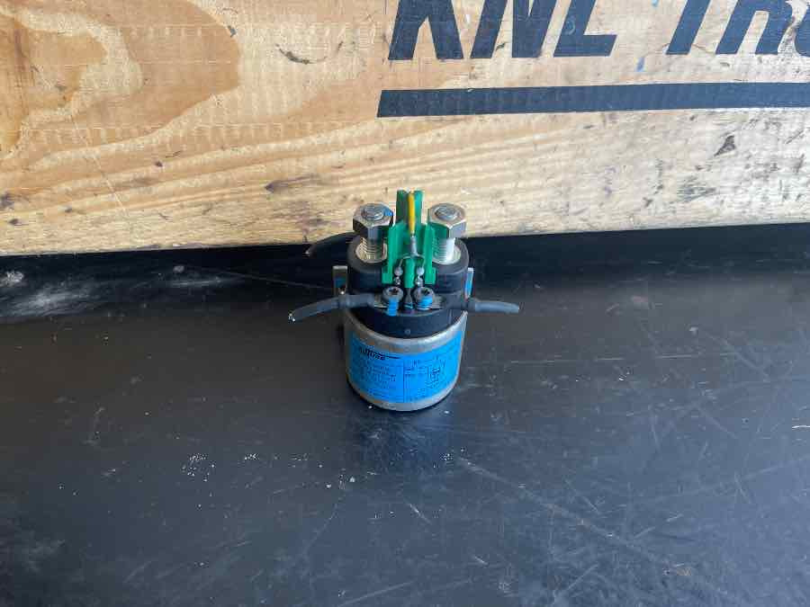 KISSLING RELAY BI STABLE RELAIS - Relé para Autobús: foto 1 KISSLING RELAY BI STABLE RELAIS - Relé para Autobús: foto 1