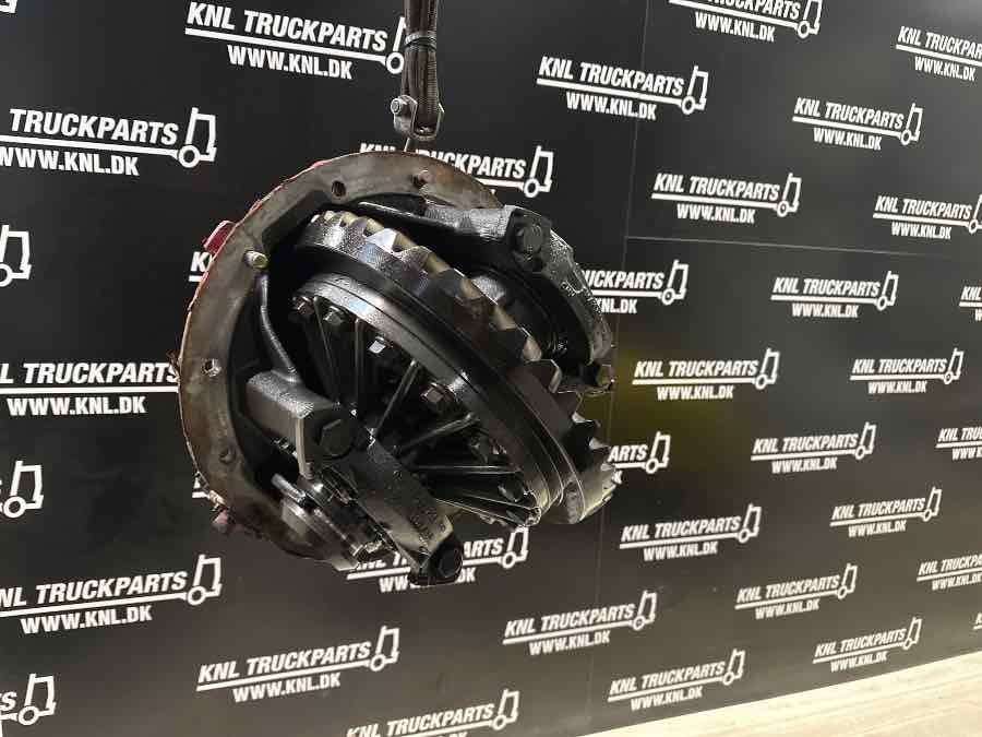 MAN DIFF HY-1350 - 3.700 // 81.35010-6260 - Diferencial para Camión: foto 1 MAN DIFF HY-1350 - 3.700 // 81.35010-6260 - Diferencial para Camión: foto 1